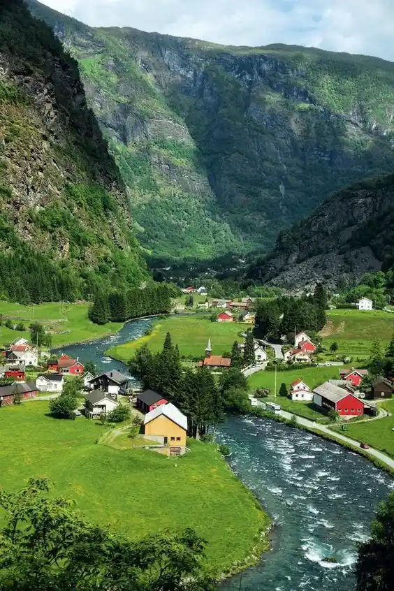  Lauterbrunnen- Suisse-Tourisme