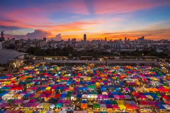 Marché-de-Chatuchak-bangkok