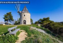 Chalets dans Les Alpes-de-Haute-Provence – Locations de vacances Chalets-in-Alpes-de-Haute-Provence-1